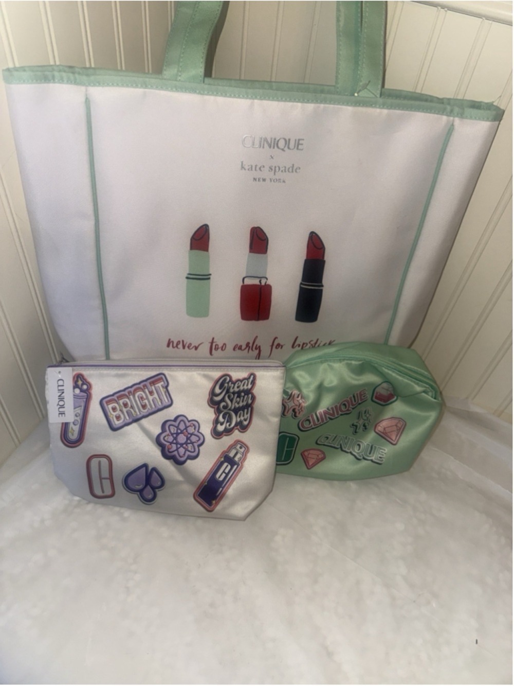 CLINIQUE & KATE SPADE NEVER TOO EARLY FOR LIPSTICK BAG with 2 pouches new